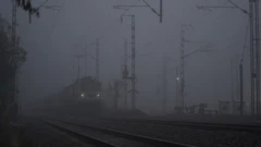 रेलवे पर कोहरे का असर
