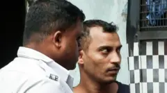 આરજી કર હૉસ્પિટલમાં બળાત્કાર અને હત્યા મામલો : આરોપી સંજય રાય દોષિતને ઉંમરકેદની સજા બીબીસી ગુજરાતી પશ્ચિમ બંગાળ આરજી કર હોસ્પિટલ ડૉક્ટર મમતા બેનર્જી કોલકાતા