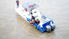 Osimiri Legọs