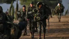 Abasirikare ba Israel bavuye muri Gaza