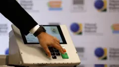 Imagem de urna eletrônica