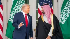 الرئيس الأمريكي دونالد ترامب وولي العهد السعودي الأمير محمد بن سلمان