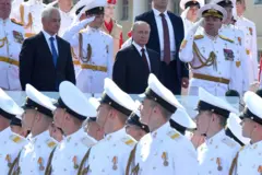 Vladimir Putin em parada militar