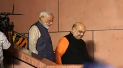 नरेंद्र मोदी