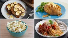 Quatro fotos mostrando alimentos ricos em fibras: torrada de pão integral com fatias de banana e mel; batata assada e recheada com feijão cozido e queijo, acompanhada de salada; tigela de pipoca e espaguete à bolonhesa
