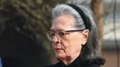 सोनिया गांधी