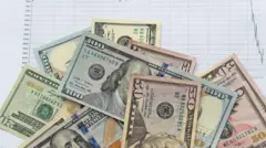 2025 වසරේ අගෝස්තු මාසය වන විට මෙරට සතු දළ නිල සංචිත ප්‍රමාණය ඇමෙරිකානු ඩොලර් බිලියන 6.2කි.