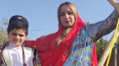 کیان پیرفلک و مادرش