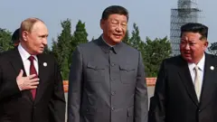 한자리에 모인 북중러 정상들