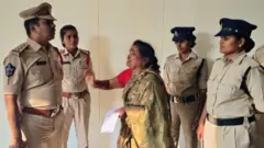 పండు తల్లి పద్మ
