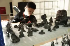 Pengelola Museum Nasional mengatakan pihaknya sedang meneliti "tingkat kerusakan" dari benda-benda bersejarah itu. 