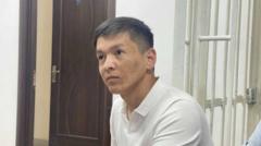 Саясий экспертизанын тактыгы боюнча маселе көтөрүп жүргөн активист сотко кайрылды