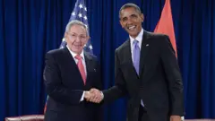 Raúl Castro e Barack Obama, em 2015