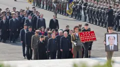 Funeral de Kim Yong-nam