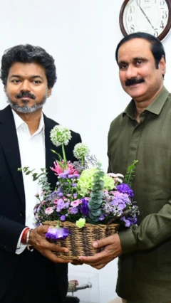 வைகோ, அன்புமணியை சந்தித்த விஜய்