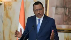 Perezida watowe wa Niger Mohamed Bazoum