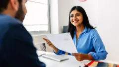 બીબીસી ગુજરાતી CTC શું હોય છે? દર મહિને હાથમાં આવતો પગાર કેમ CTC કરતા ઓછો હોય છે