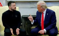 O presidente dos EUA, Donald Trump, e o presidente da Ucrânia, Volodymyr Zelensky, se reúnem no Salão Oval da Casa Branca