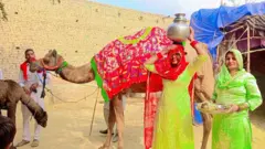 ਊਠ ਪਾਲਕ ਪਰਿਵਾਰ