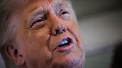 Donald Trump'ın yakın plan fotoğrafı.