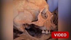 மெக்சிகோ: இந்த மக்கள் இறந்தவர்களின் எலும்புகளை ஆண்டுதோறும் சுத்தம் செய்வது ஏன்?