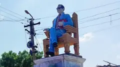 அம்பேத்கர் சிலை