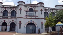 சேலம் சிறை சாராயம் தயாரித்த கைதி