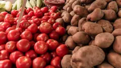 టమోటా, బంగాళదుంప, ఆహారం