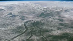 Nuvens sobre a floresta do Congo