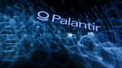 Imagem do logotipo da Palantir sobre um fundo em tons de preto e azul