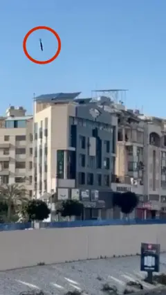 Projektil pada na zgradu u Bejrutu