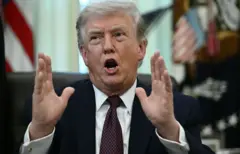 डोनाल्ड ट्रंप