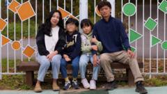 Gyung-ho, Mi-sun y sus hijos