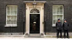 பிரிட்டன் பிரதமரின் சம்பளம் எவ்வளவு?