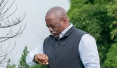 Joseph Kabila arimo kureba ku isaha