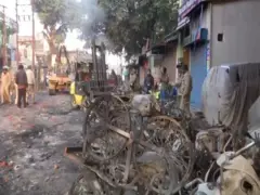 সংঘর্ষের পরে বনভুলপুরা এলাকা - শুক্রবার সকালের ছবি