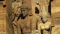 பொன்னியின் செல்வன் - ராஜராஜ சோழன்