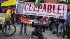 Organización en contra de Uribe en Bogotá el 28 de julio de 2025.