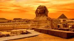 पिरॅमिड्स