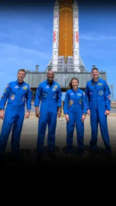 Люди знову летять до Місяця