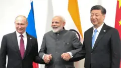 બીબીસી ગુજરાતી, ગુજરાત, બીબીસી, નરેન્દ્ર મોદી, ચીન, ભારત, રશિયા, યુએસએ, અમેરિકા, ઇન્ડિયા, શંઘાઈ કોઑપરેશન કાઉન્સિલ, 