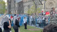 تحصن در دانشگاه تورنتو