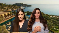 qara köynək geyinmiş Arzu Əliyeva, açıq rəngli paltar geyinmiş Leyla Əliyeva. Arxa fonda Mandarin Oriental Bodrum otelinin fotosu var.