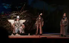 "Төлгө" спектакли