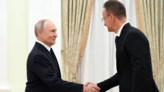 Сіярто Путін