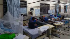 Àwọn aláìsàn ní ilé ìwòsàn