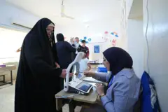 يأمل العراقيون أن تفرز نتائج الانتخابات عن مجلس نواب يعمل على تحسين الخدمات ومحاربة الفساد.