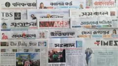 ঢাকা থেকে প্রকাশিত সংবাদপত্র।