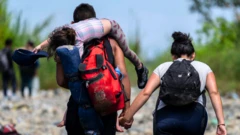 અમેરિકા જવાનો ડૉન્કી રુટ, ડંકી રુટ, ગેરકાયદેસર અમેરિકા જવાનો ખર્ચ અને રસ્તો, ડિપૉર્ટ, ટ્રમ્પ, અમદાવાદ અમૃતસર ઍરપૉર્ટ, પોલીસ તપાસ, બીબીસી ગુજરાતી, બીબીસી ન્યૂઝ ગુજરાતી 