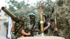 حرب غزة: ما هي أسلحة حماس الجديدة التي تمكنها من المواجهة حتى الآن؟